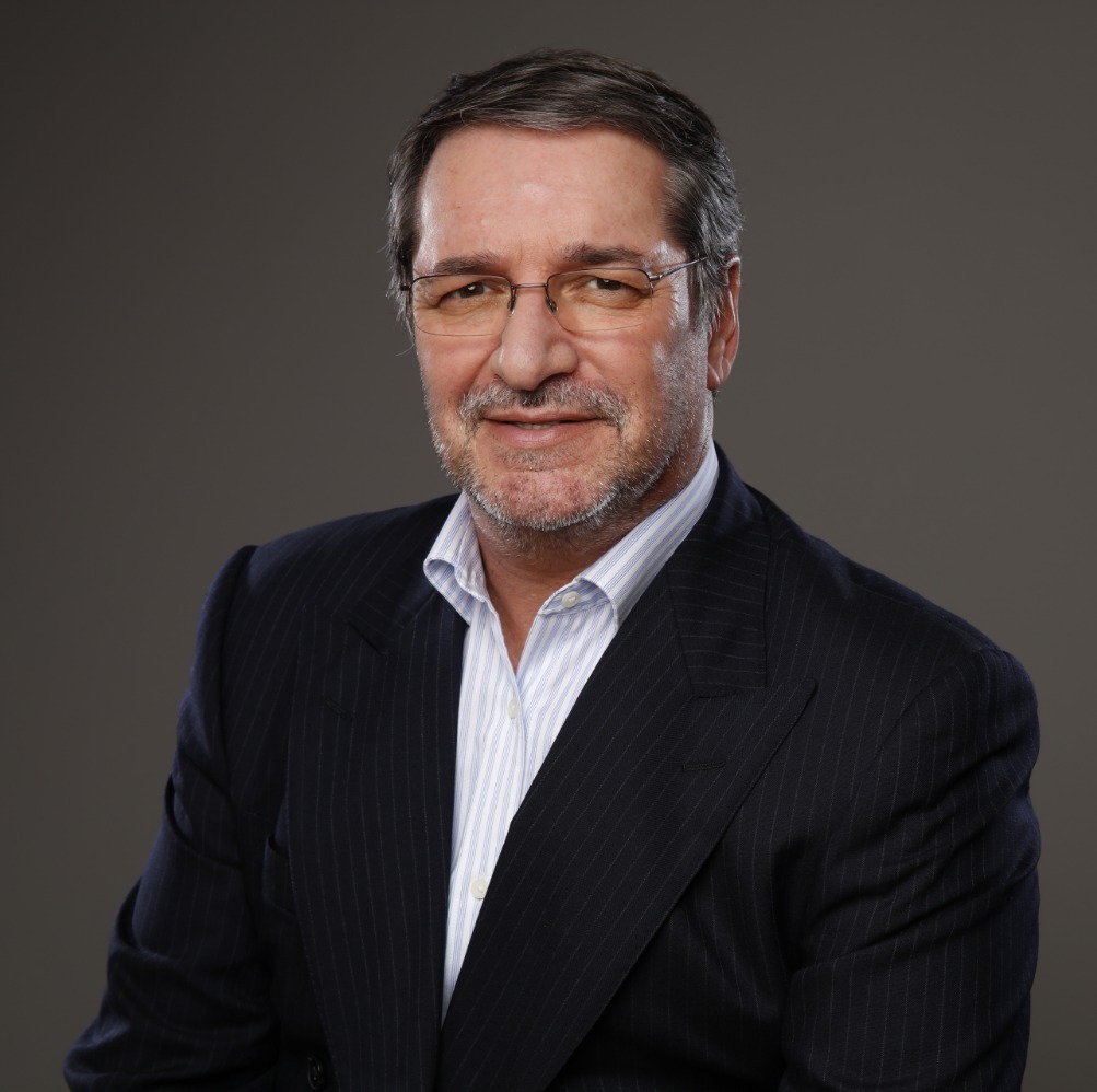 Dr Oscar D'Agnone
